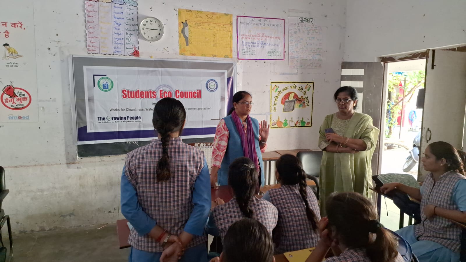 MEETING FOR ENVIRONMENT WITH ECO COUNCIL OF GURU NANAK GIRLS INTER COLLEGE